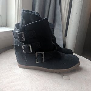 Black Aeropostale Booties